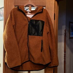 NWT - size L hooded zip-up